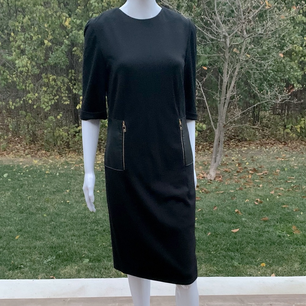 Black Pencil Dress at knee gold Metal Zippers & black leather accents US 10
